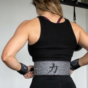 Strength Shop - Dark Leo 10mm Lever Belt M - Gewichthefriem - IPF Goedgekeurd - Powerlifting - Krachttraining - Fitness